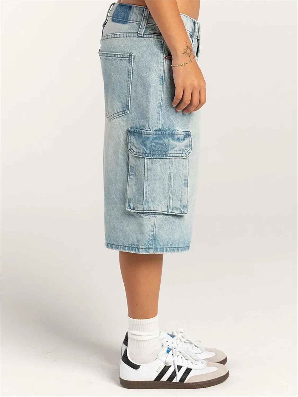 Alyweatry Y2k Loose Denim Bermuda Shorts for Women Low Rise Wide Leg Knee Length Oversized Fit Summer Jeans Shorts