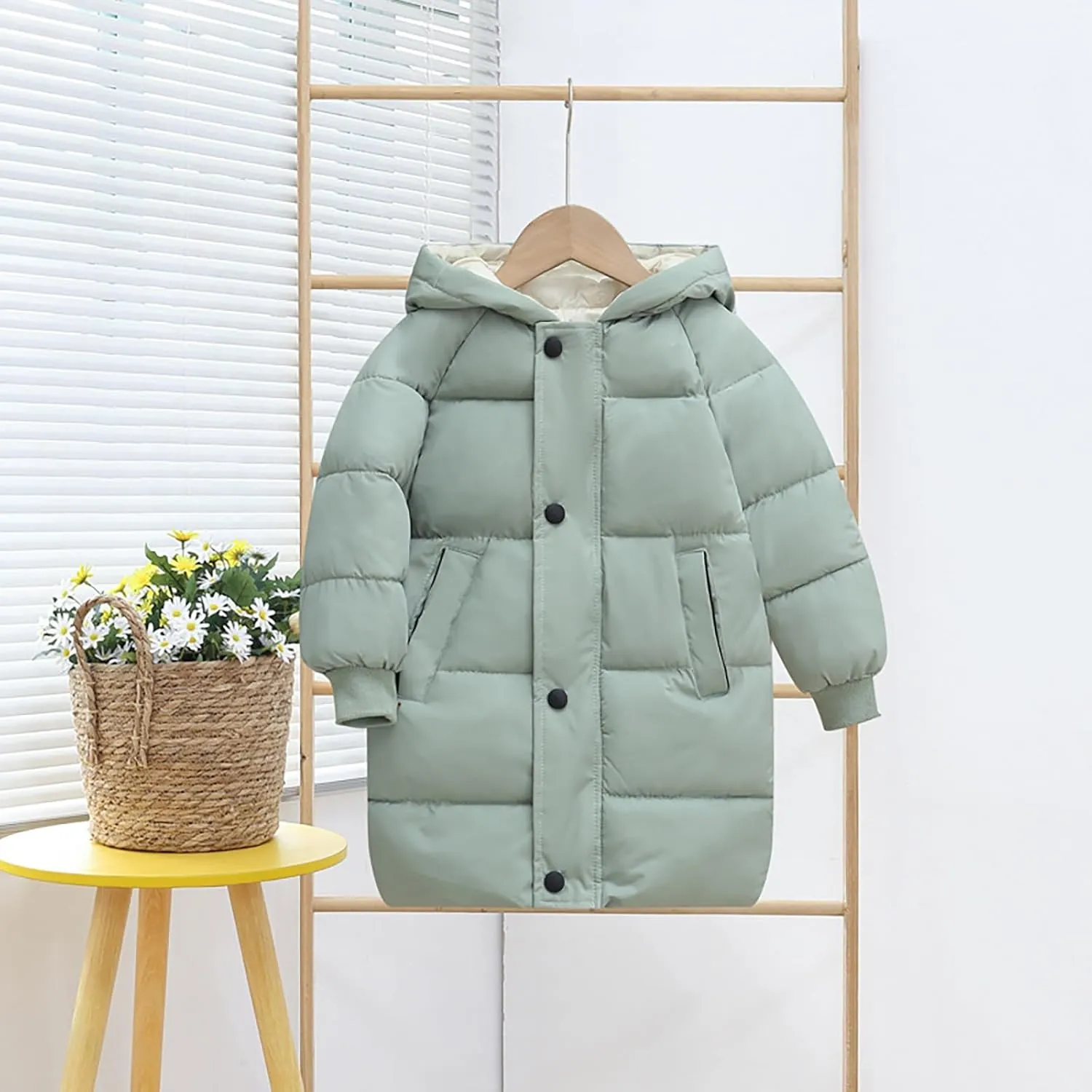 Girls Long Winter Coat Hooded Puffer Jacket Kids Lightweight Down Coat Insulated Parka Thicken Warm Padded Jacket