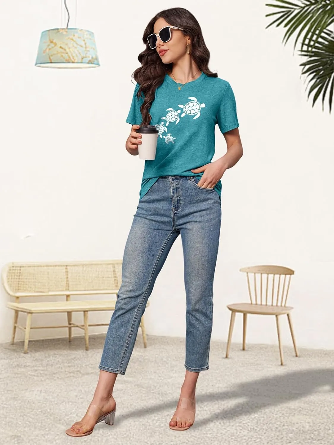 Graphic Tees for Women Vintage Sea Turtle T Shirts Hawaiian Beach Tshirts Summer Casual Short Sleeve Tops