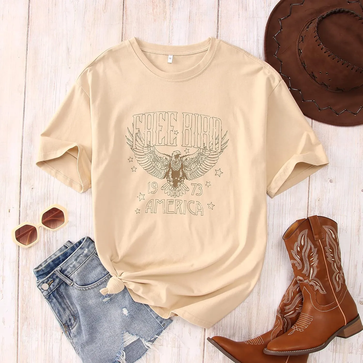 Vintage Rock Band Tshirts Women Retro Free Bird Western Graphic Tees Country Music Shirts Casual Short Sleeve Tops