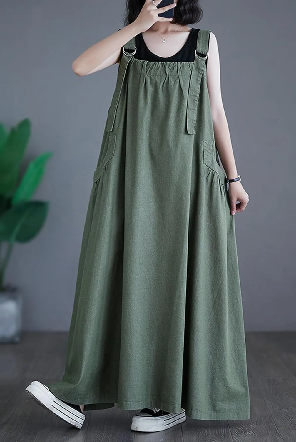 Women's Denim Pullover Casual Loose Sleeveless Adjustable Strap Denim Dress with Pockets and Wide Hem