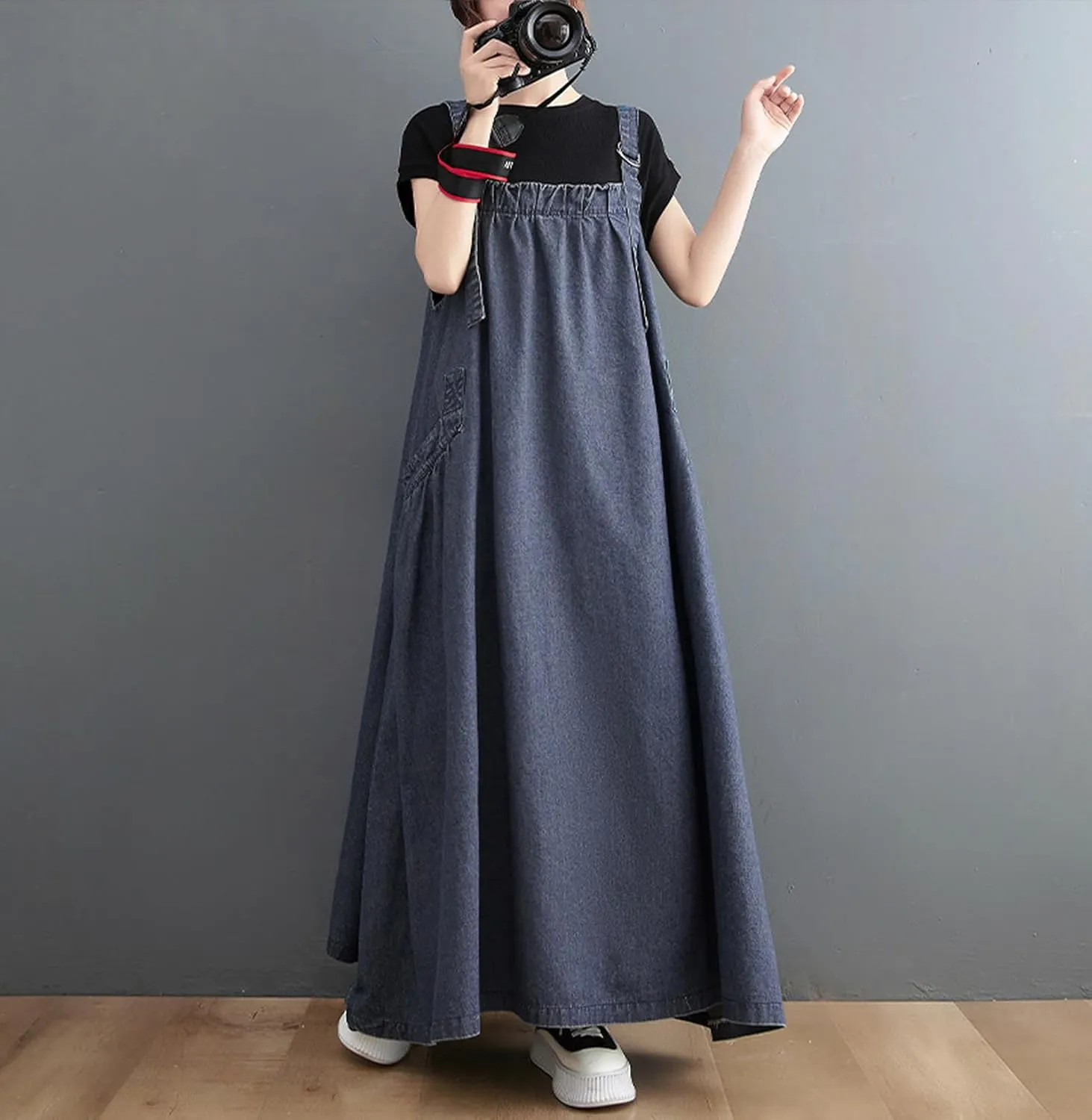 Women's Denim Pullover Casual Loose Sleeveless Adjustable Strap Denim Dress with Pockets and Wide Hem