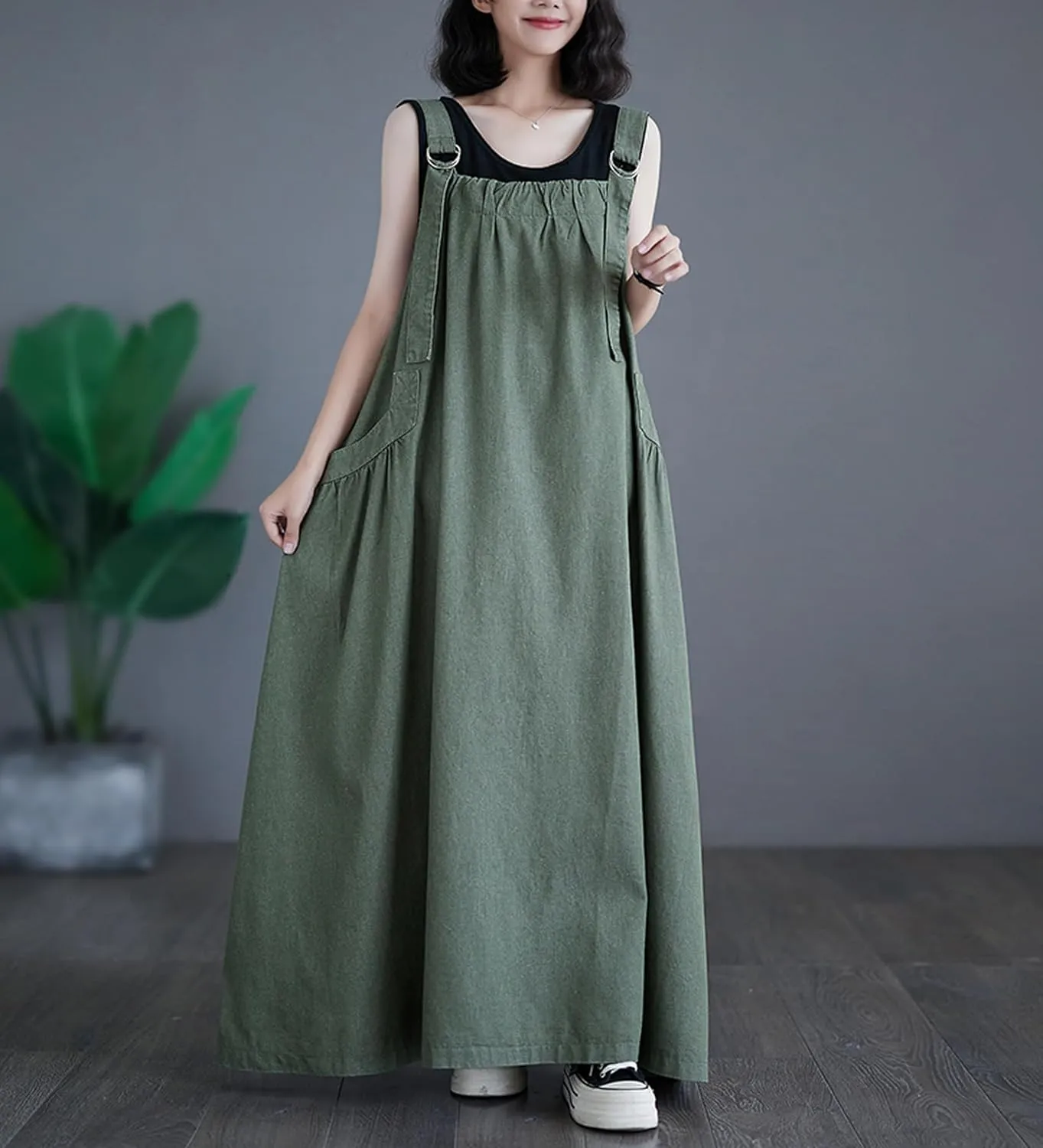 Women's Denim Pullover Casual Loose Sleeveless Adjustable Strap Denim Dress with Pockets and Wide Hem