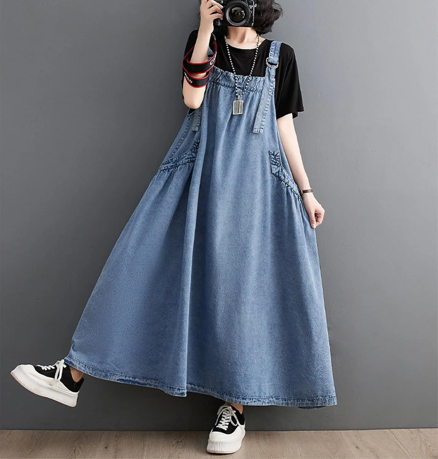 Women's Denim Pullover Casual Loose Sleeveless Adjustable Strap Denim Dress with Pockets and Wide Hem